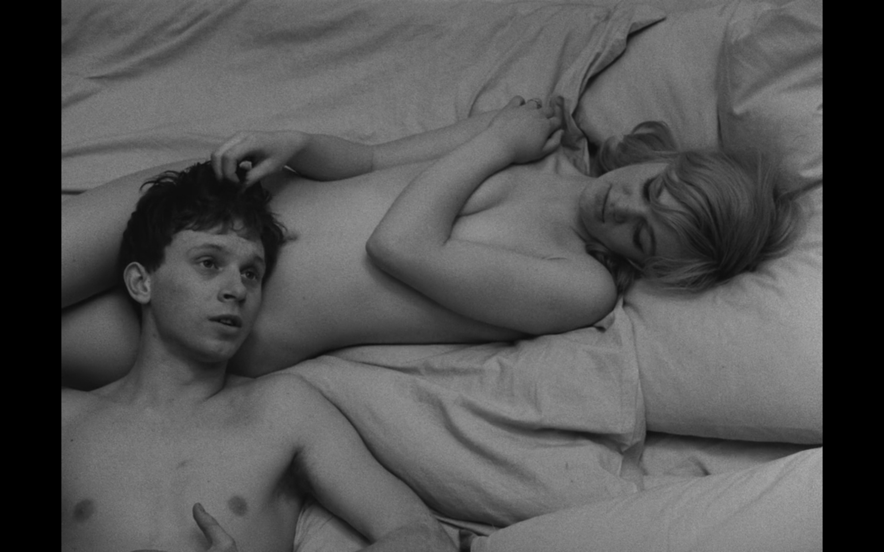Les Amours d’une blonde, Miloš Forman, 1965